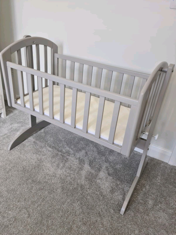 obaby swinging crib grey